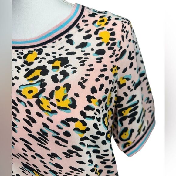 A.Z.I New York Colorful Animal Print Short Sleeve Top Size S - Picture 2 of 11